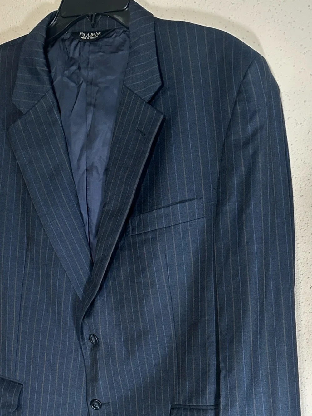 Jos. A. Bank Navy Blue Pinstripe Two-Button Suit Jacket Mens size 44 R
